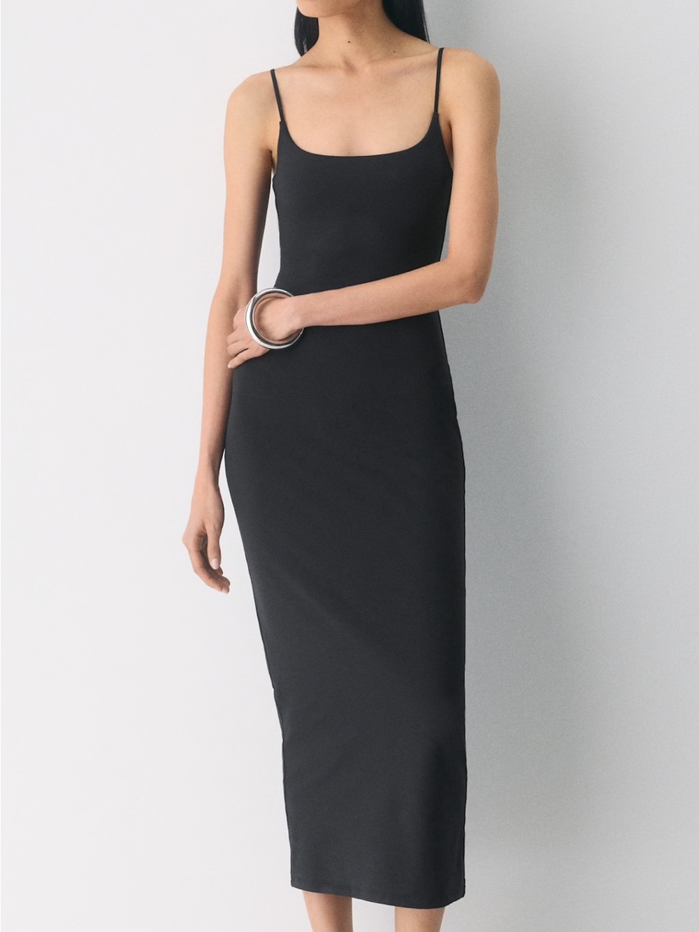 Aritizia Contour Maxi Dress